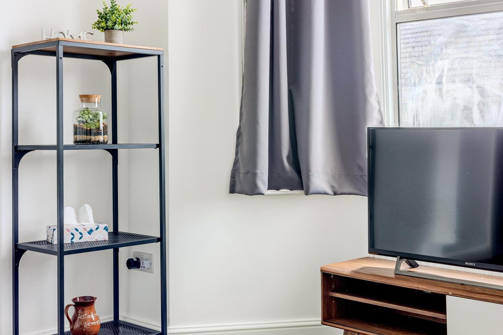 Bright 2Br Flat, Forest Gate, East Londra Esterno foto