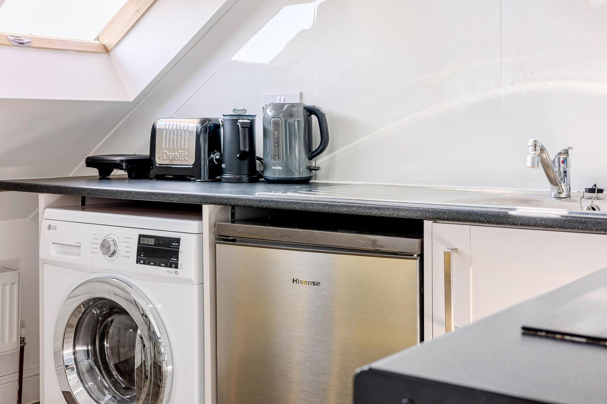 Bright 2Br Flat, Forest Gate, East Londra Esterno foto