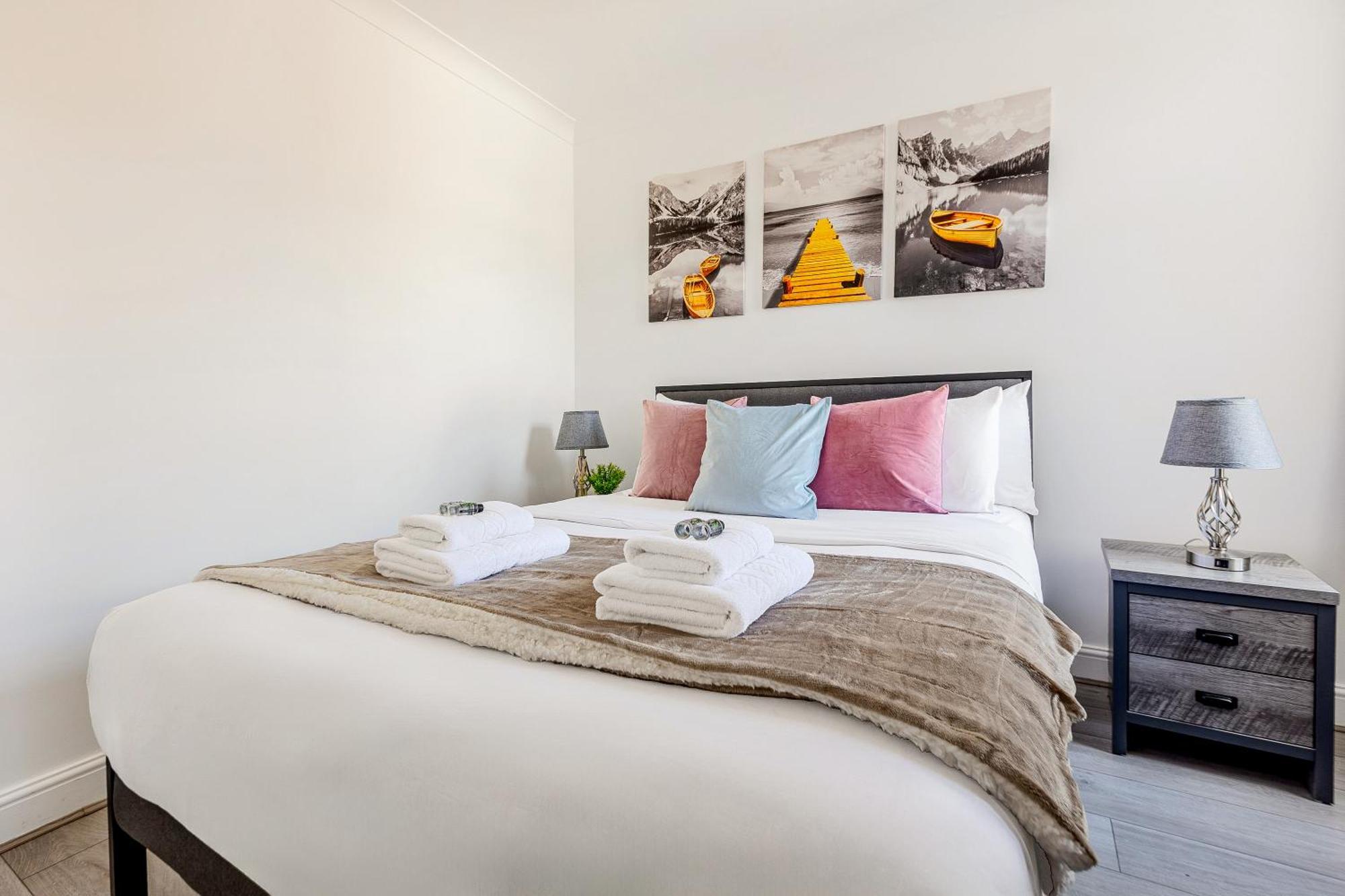 Bright 2Br Flat, Forest Gate, East Londra Esterno foto
