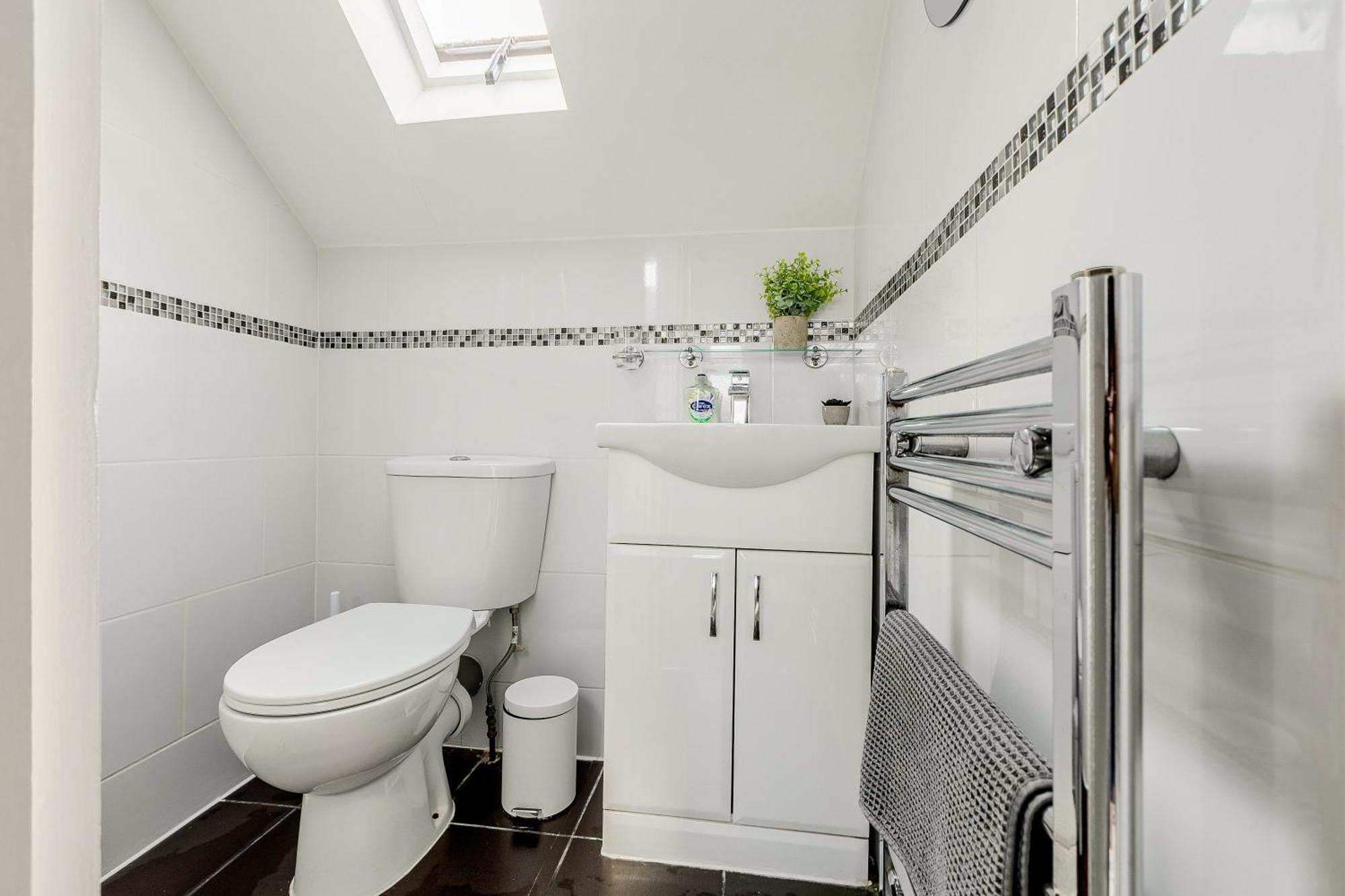 Bright 2Br Flat, Forest Gate, East Londra Esterno foto